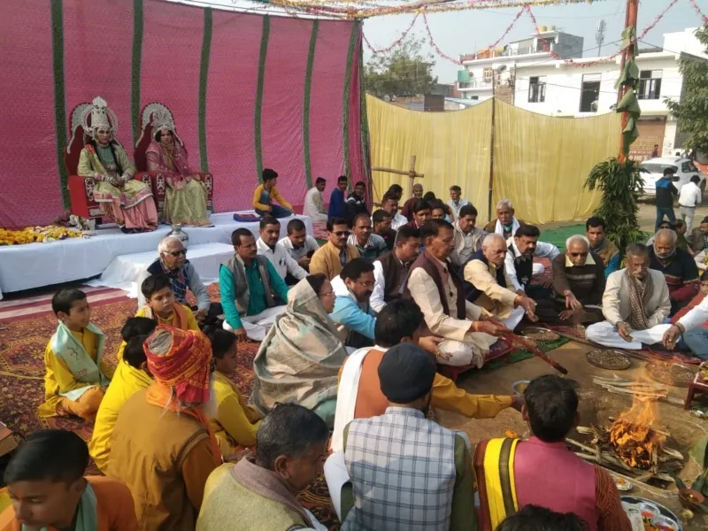 हरदोई में गणेश पूजन के साथ ऐतिहासिक नुमाइश मेले का शुभारंभ