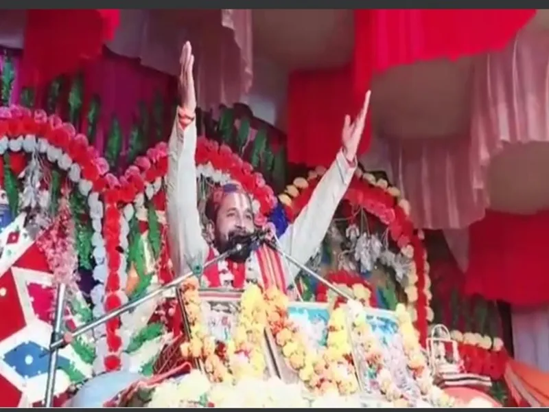 माता पिता वा गुरु की सेवा से ही मुक्ति संभव :शास्त्री