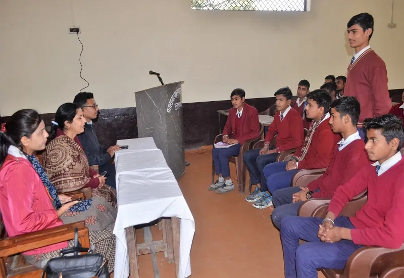 मुरादाबाद : हिन्दी से न घबराएं विद्यार्थी, शब्दों के अर्थ में मिलेगा हल