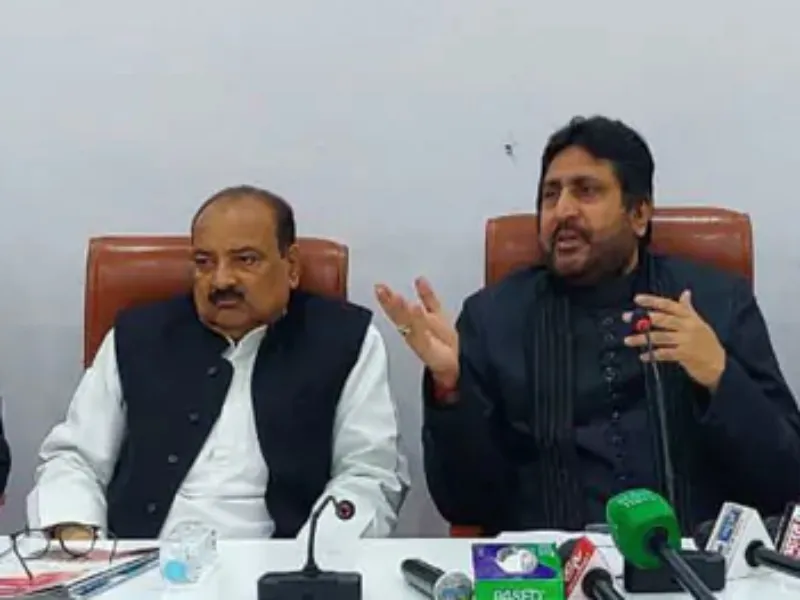 शिया कॉलेज प्रशासन ने शिया धर्मगुरु मौलाना कल्बे जवाद पर लगाए गंभीर आरोप, जानें पूरा मामला  