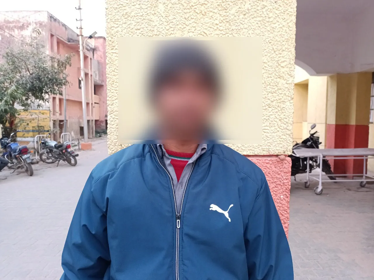 संभल: निजी कंपनी के सुरक्षा गार्डों ने रेलवे गेटमैन को पीटा, एफआईआर 