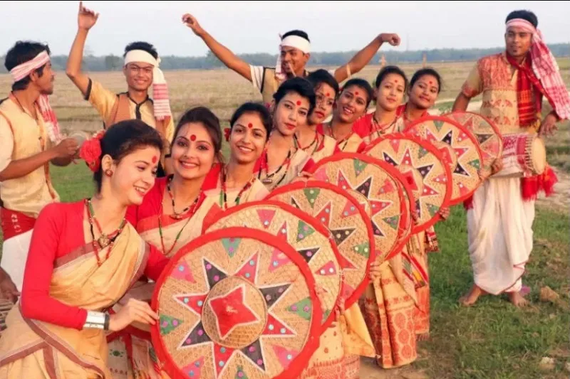 असम भोगाली बिहू के आयोजन के लिए तैयार, उरुका नामक दावत से होगी शुरुआत     