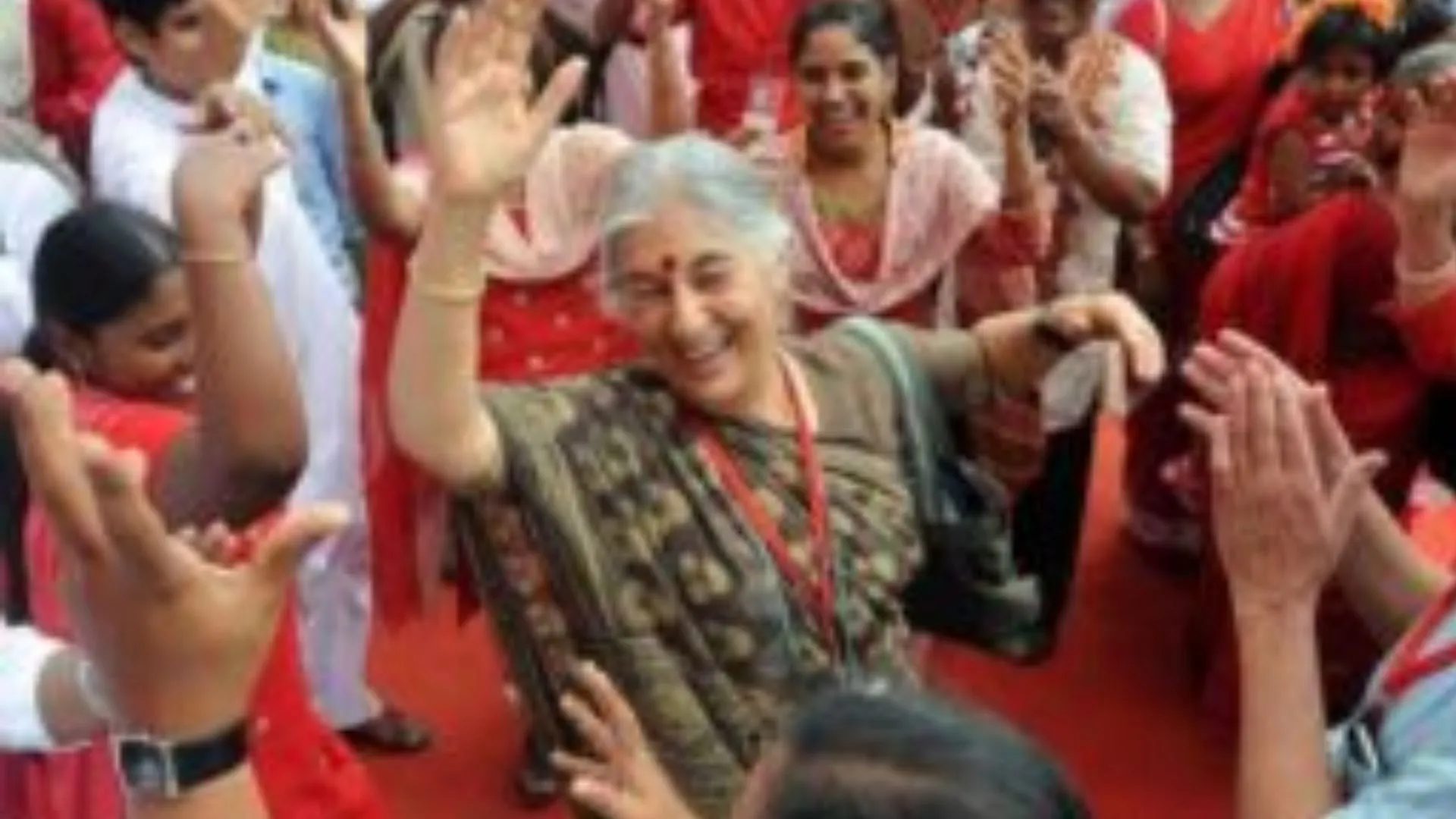 बंगाल साहित्य उत्सव : सुभाषिनी अली ने कहा- देश को एकजुट रखने के लिए धर्मनिरपेक्षता आवश्यक 