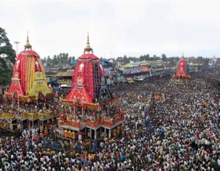 पुरी जगन्नाथ मंदिर में भगदड़ जैसी स्थिति में फंसने से दो श्रद्धालु बेहोश 