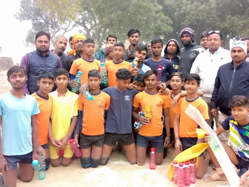 सुल्तानपुर: मीरानपुर ने नरायनपुर टीम को 18-12 के अंतर से हराया 