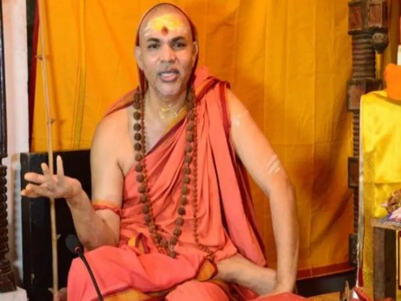 बागेश्वरधाम के पीठाधीश्वर धीरेंद्र शास्त्री के चमत्कार को स्वामी अविमुक्तेश्वरानंद ने बताया ढोंग, कहा- सच्चे हैं तो भरें जोशीमठ की दरारें 