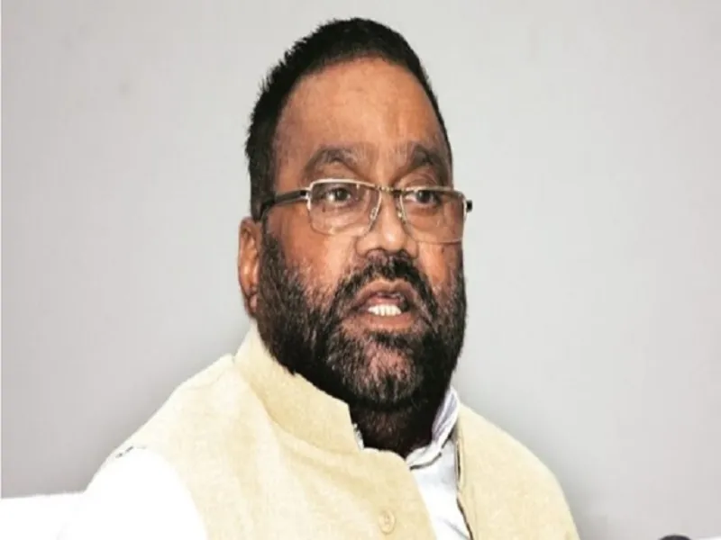 स्वामी प्रसाद मौर्य पर भड़के साधु-संत, कहा - पागल की जगह होती है जेल  