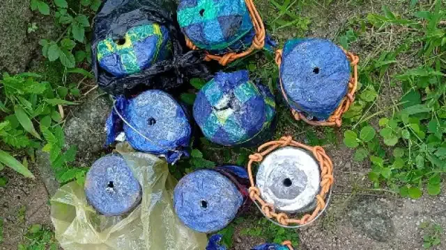 बिहारः नक्सल रोधी अभियान के दौरान सुरक्षा बलों ने किए 160 से अधिक आईईडी बरामद