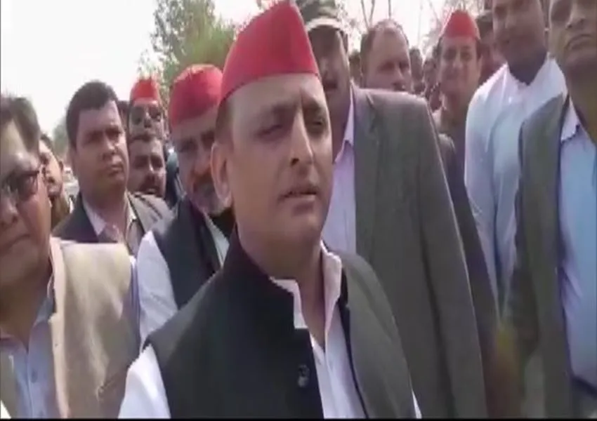 हो सकता है कि हमारा नाम भी अमृत कर दिया जाए- मुगल गार्डन का नाम बदले जाने पर बिफरे अखिलेश