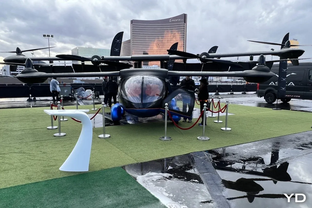 अब हवा में भरो उड़ान, आ गई उड़ने वाली इलेक्ट्रिक कार