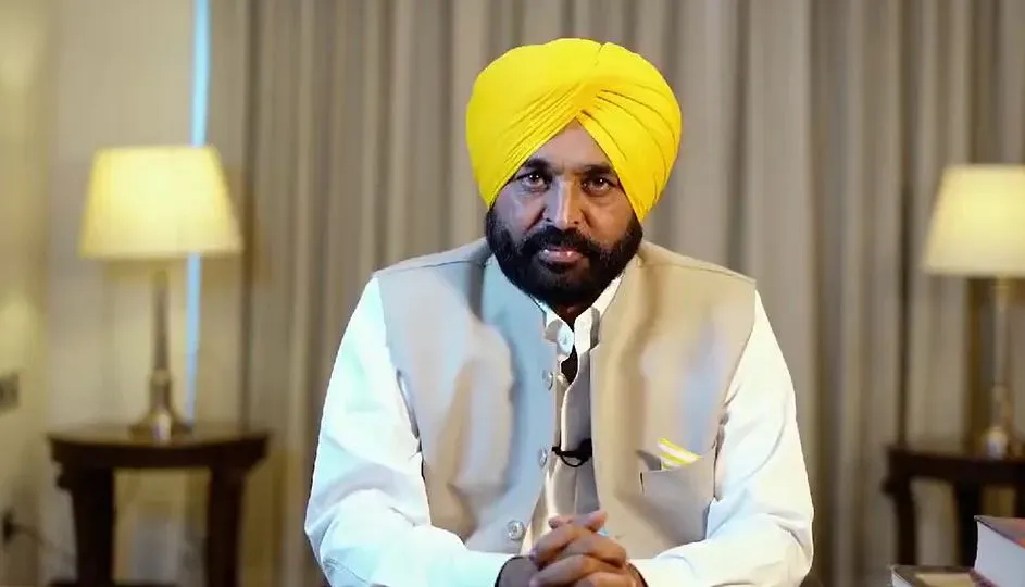 CM भगवंत मान ने पीसीएस अधिकारियों को दोपहर दो बजे तक ड्यटी पर आने का दिया आदेश 