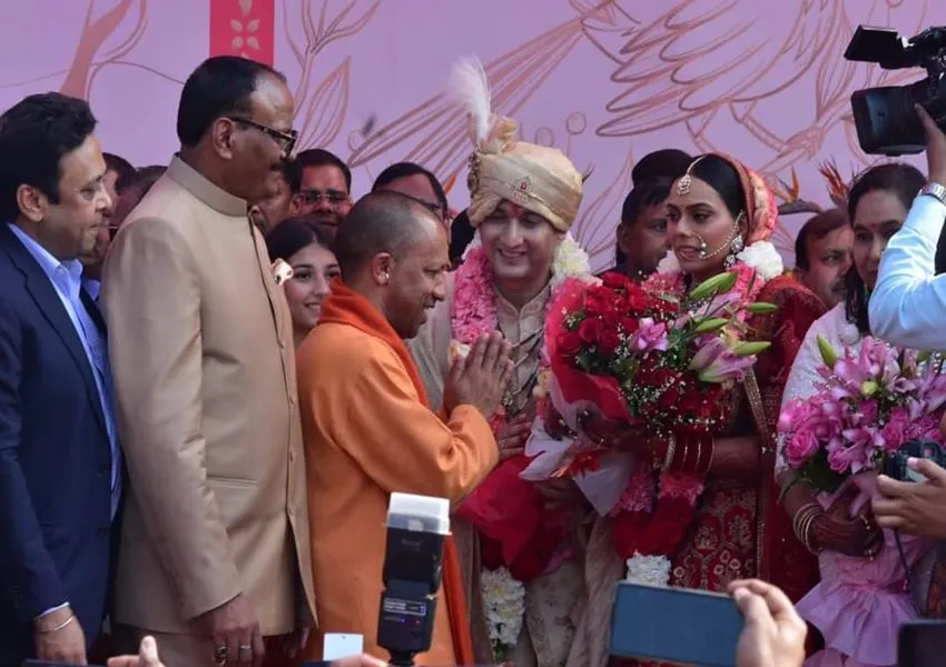 Brajesh Pathak Daughter Wedding: ब्रजेश पाठक की बेटी की शादी में सीएम योगी समेत जुटी ये खास हस्तियां, नव दंपती को दी शुभकामनाएं