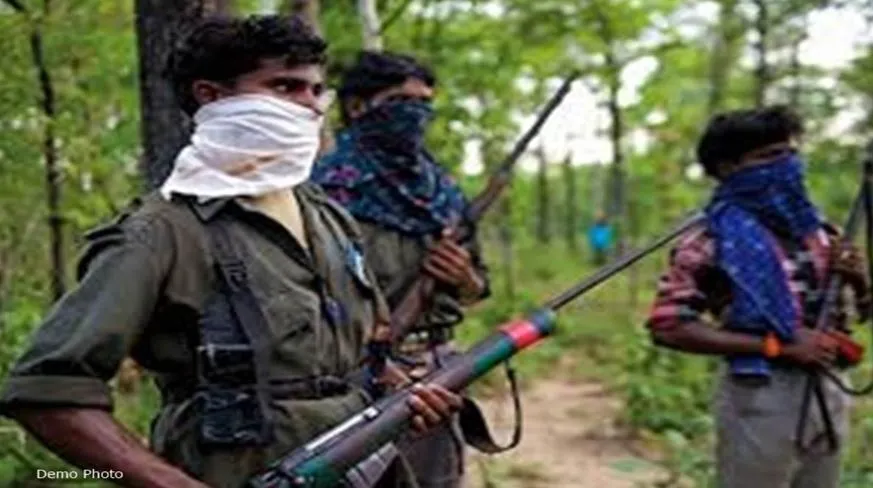 छत्तीसगढ़: बीजापुर में नक्सलियों ने की पुलिस का मुखबिर होने के संदेह में एक व्यक्ति की हत्या