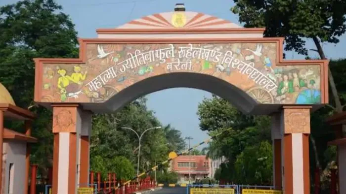 बरेली कॉलेज में आज होंगी छूटी हुई प्रयोगात्मक परीक्षाएं