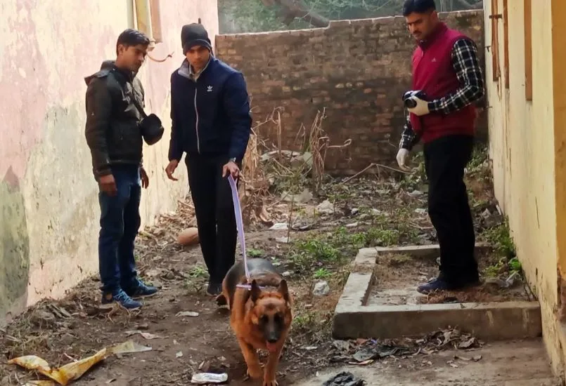 लखीमपुर-खीरी: जिला सहकारी बैंक की मंडी समिति शाखा में 32 लाख की चोरी