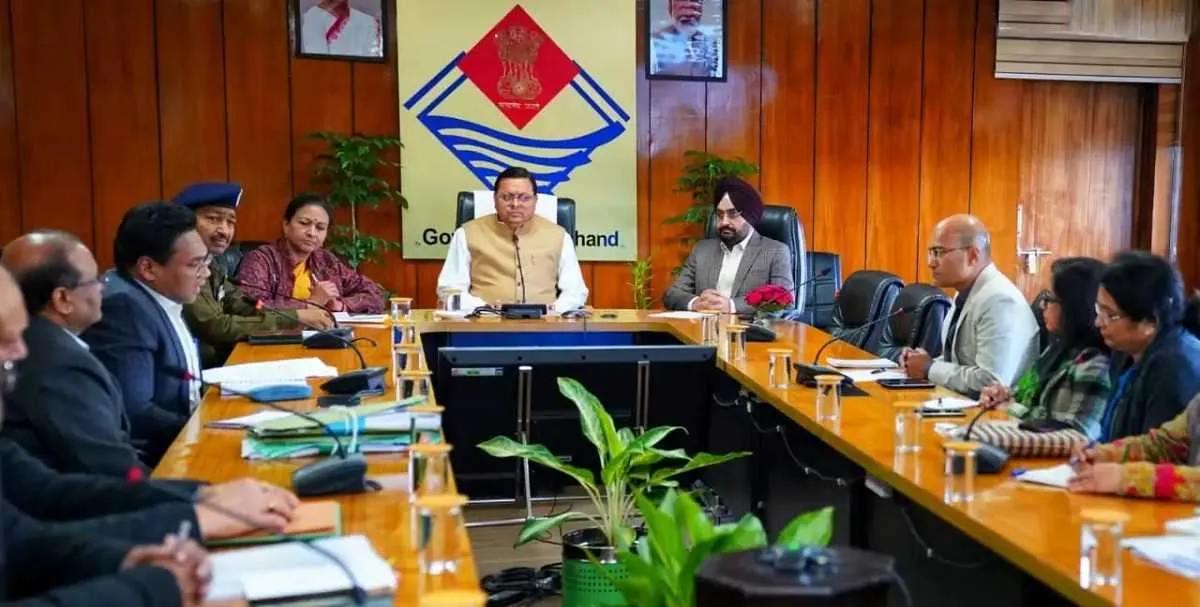 Joshimath Crisis: जोशीमठ से मिली सीख, विकास के व्यावहारिक ठोस मॉडल की नितांत जरूरत- सीएम 