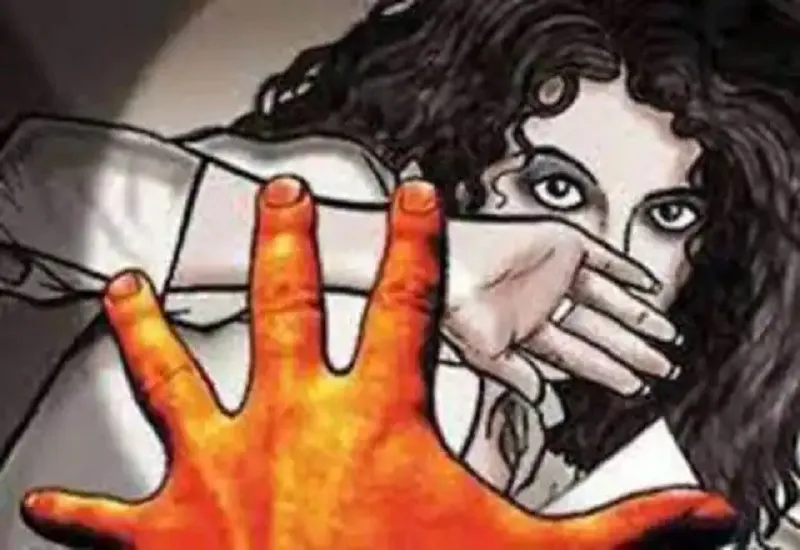 संभल : शादी का झांसा देकर युवती से दुष्कर्म, वीडियो भी बनाया 