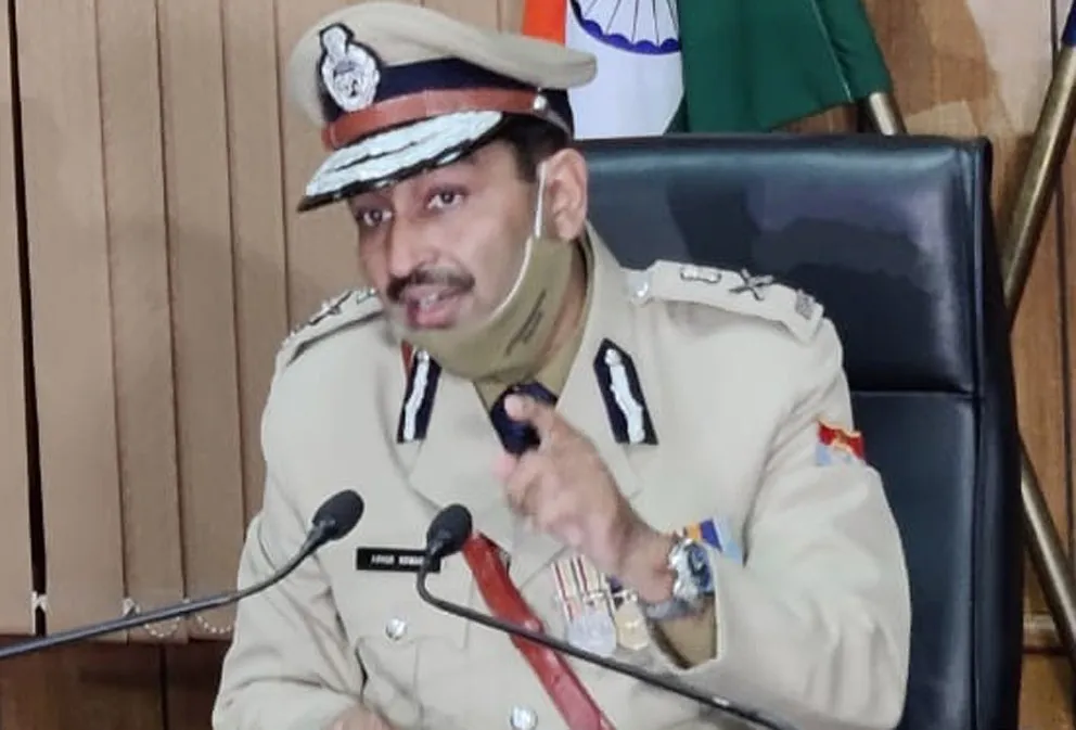 देहरादूनः छुट्टी जवानों का बेसिक अधिकार, खुशी से दें- DGP