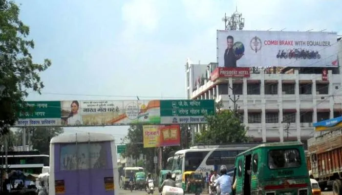 Kanpur News : खतरनाक चौराहों पर साइन बोर्ड करेंगे सचेत, विजय नगर, फजलगंज सहित इन जगहों पर लगने जा रहे