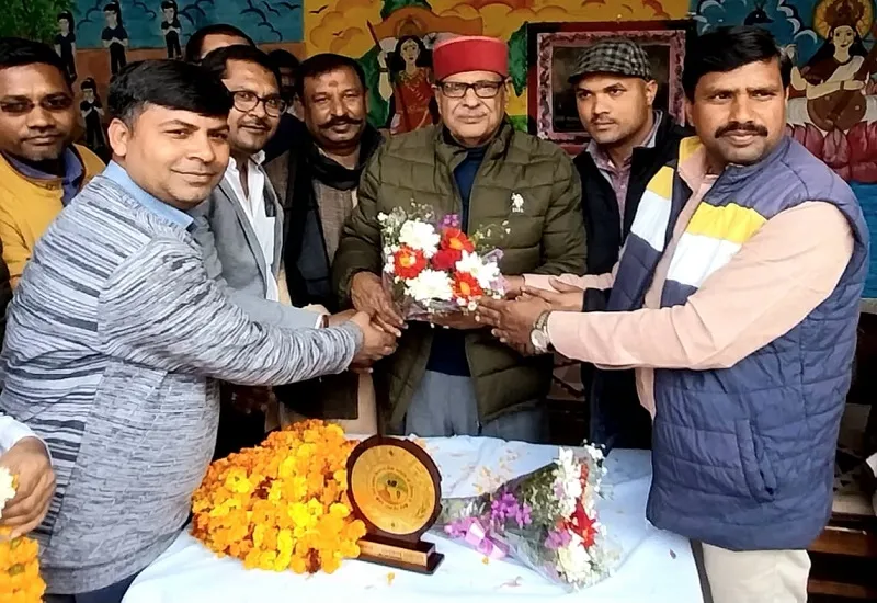 मुरादाबाद : 'वोट प्रतिशत बढ़ाने से होगी बड़ी जीत', एमएलसी स्नातक चुनाव के लिए आयोजित किया गया मतदाता सम्मेलन 
