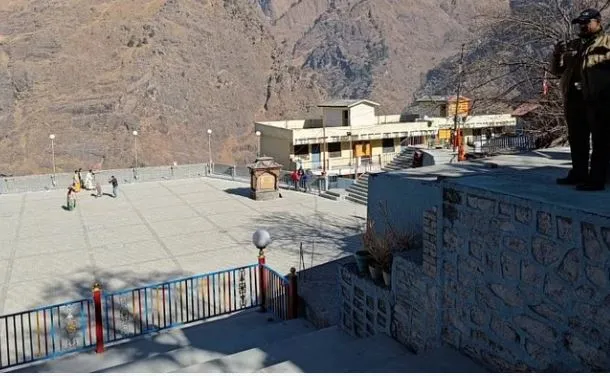 Joshimath Crisis: प्रभावितों के लिए एक सप्ताह में तैयार होंगे मॉडल प्री-फेब्रीकेटेड भवन, जमीन चयनित 