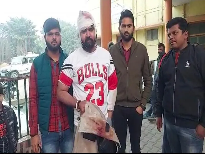 गोंडा : रंगदारी न देने पर अयोध्या जल निगम के सहायक अभियंता को किया लहूलुहान