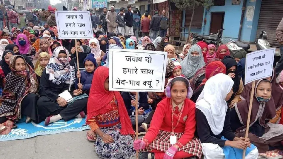हल्द्वानी: रेलवे अतिक्रमण मामला - सुप्रीम कोर्ट के वकील ने क्या कहा..देखें वीडियो