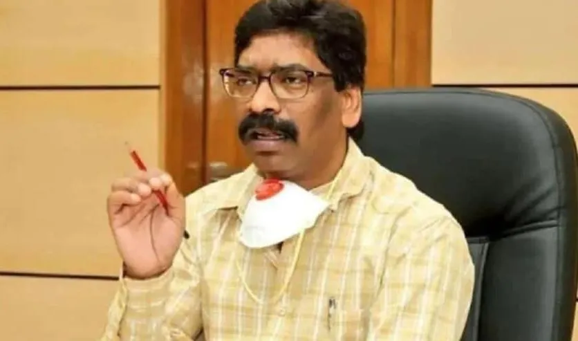 केंद्र सरकार के साथ समन्वय स्थापित कर मिशन मोड में कार्यों को पूरा करें: हेमंत सोरेन 