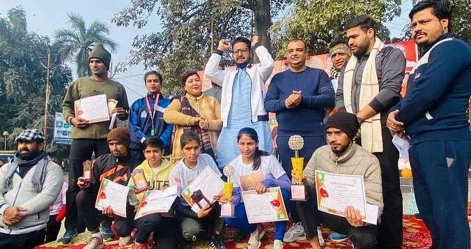 रामपुर : यंग इंडिया रन प्रतियोगिता में दुष्यंत और उजाला ने जीता मुकाबला