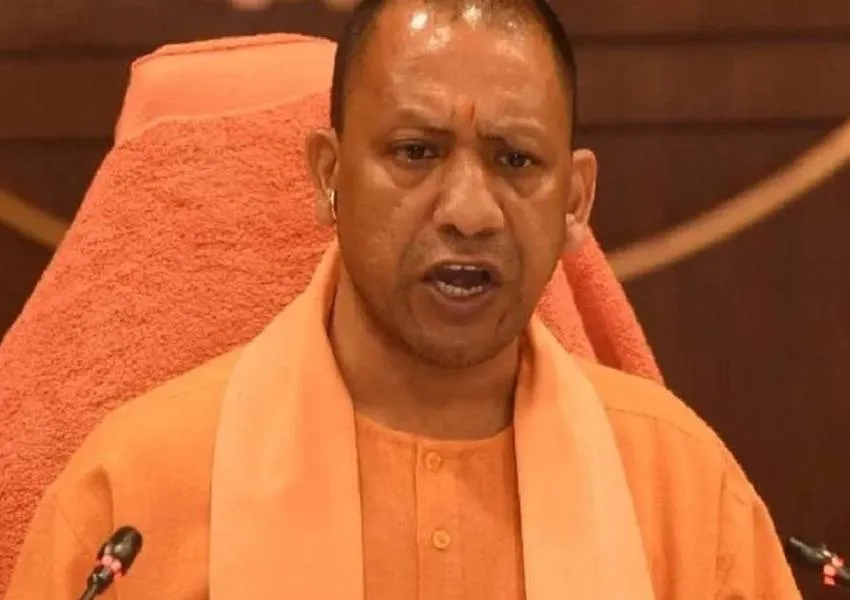 कोविड प्रबंधन को लेकर सीएम योगी ने टीम-9 के साथ की बैठक, अधिकारियों को दिए यह निर्देश