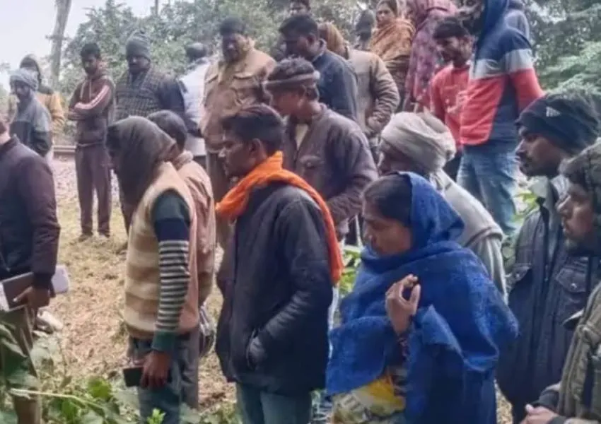 अयोध्या: संदिग्ध परिस्थितियों में रेलवे ट्रैक के किनारे मिला युवक का शव
