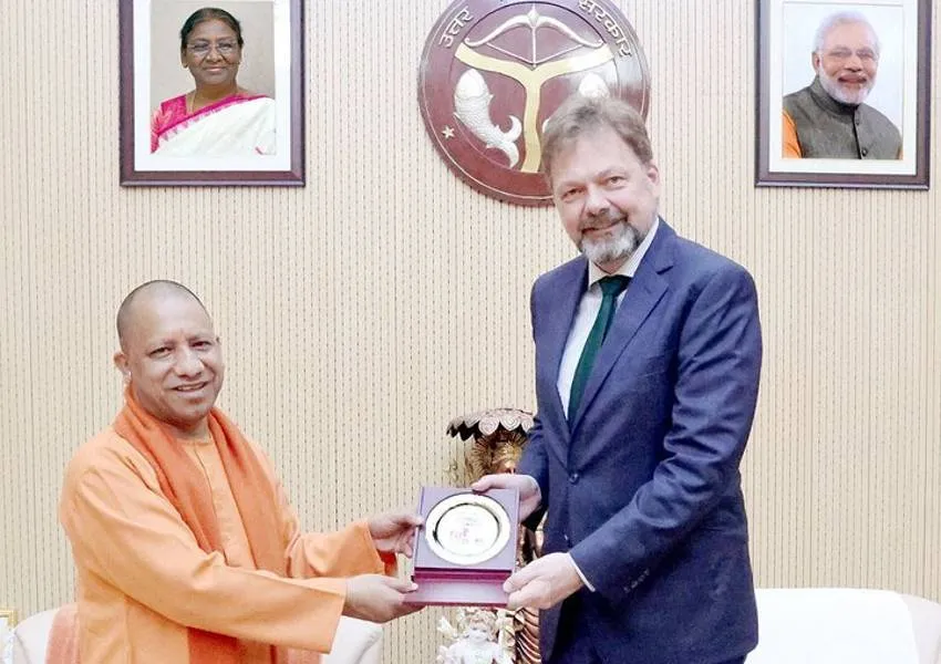 Germany के राजदूत ने CM योगी से की मुलाकात, UP की मेट्रो परियोजनाओं में सहयोग करेगा जर्मनी