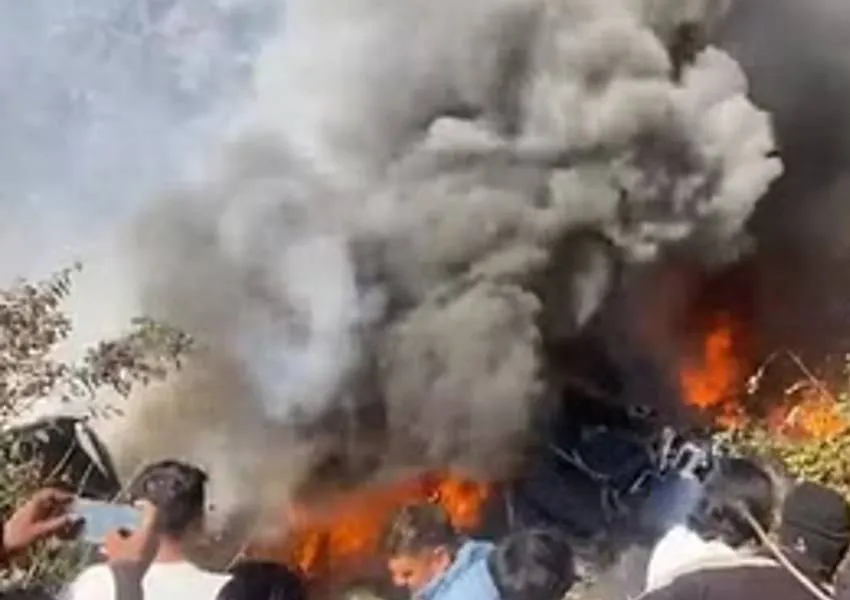 UP सरकार Nepal Plane Crash में मारे गए लोगों के परिजनों को देगी 5-5 लाख की आर्थिक मदद