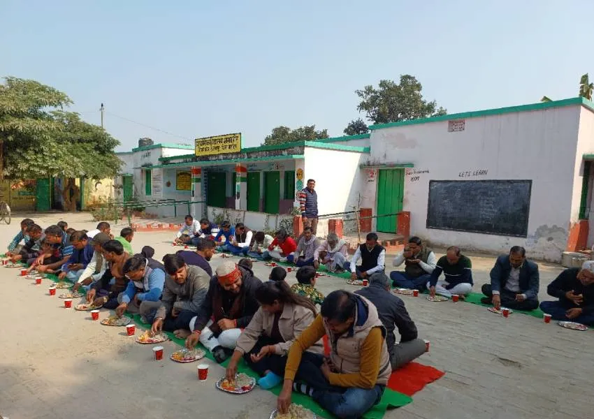 एकता को बढ़ावा देता है समसरता भोज: दीनानाथ