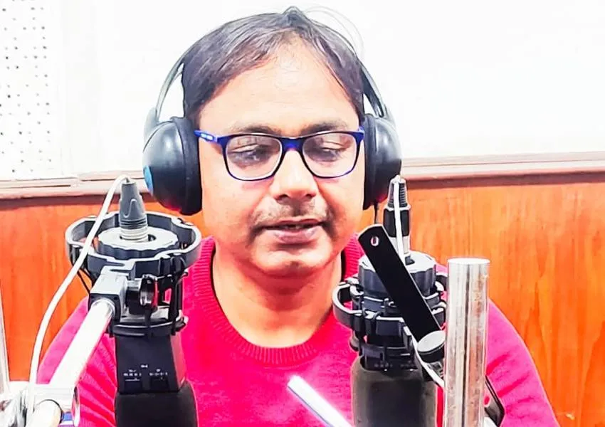 Bahraich News: आकाशवाणी पर 15 जनवरी को सुनिए कवि प्रदीप बहराइची के गीत, जानें प्रसारण का समय