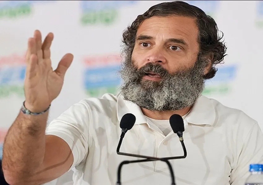 प्रयागराज: राहुल गांधी के बयान से नाराज तीर्थ पुरोहितों ने किया प्रदर्शन