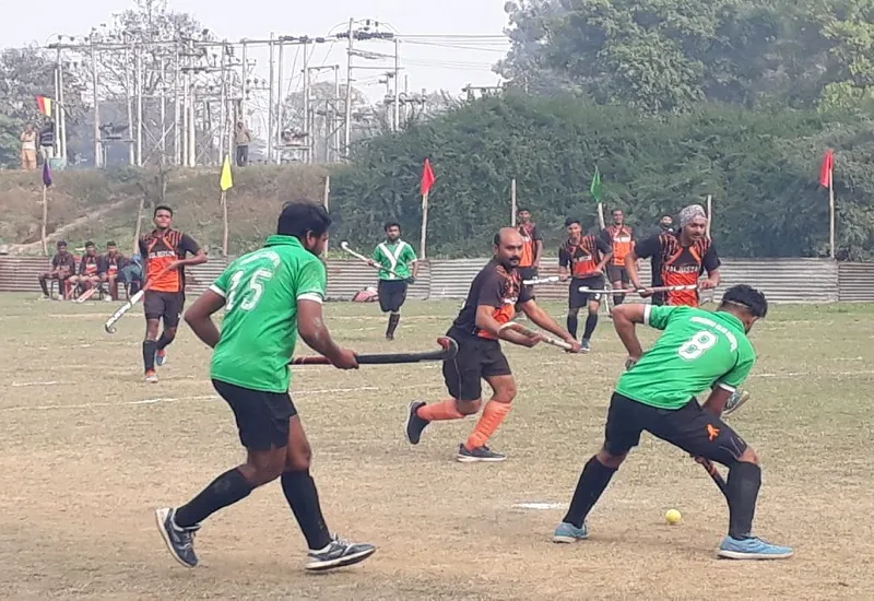 रामपुर : स्टेट हॉकी टूर्नामेंट...संघर्षपूर्ण मुकाबले में शाहजहांपुर की टीम ने बरेली को 3-2 से दी शिकस्त