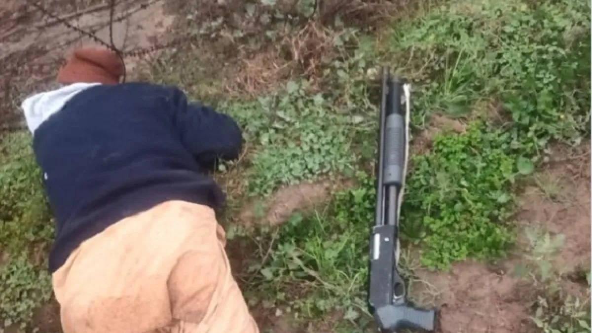 पंजाब सीमा: BSF ने हथियारबंद पाकिस्तानी घुसपैठिए को मार गिराया