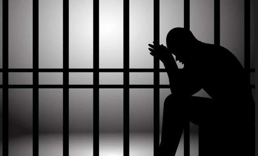 बरेली: उम्रकैद की सजा काट रहे दो अभियुक्त दूसरी जेल भेजे गए