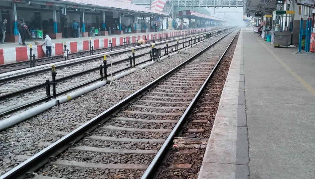 बरेली: लगातार हादसों के बाद हुई प्लेटफार्म की तकनीकी जांच 