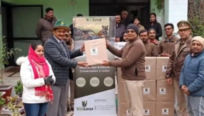 एनिमल्स लवर्स बॉलीवुड अभिनेत्री रवीना टंडन ने Kanpur Zoo में भेजी हीटर और दवाईयां, ट्विटर हैंडल पर लिखीं यह बात
