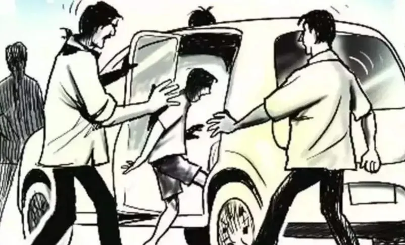 बरेली: शीशगढ़ के किराना व्यापारी का दिल्ली में फिल्मी अंदाज में किडनैप, 2 लाख रुपए अकाउंट में कराए ट्रांसफर 