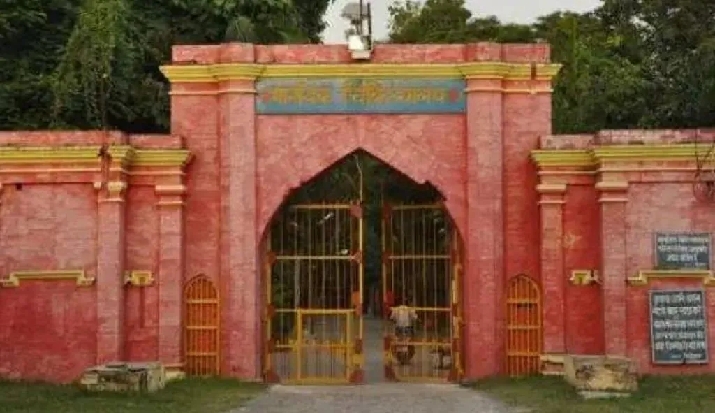 बरेली: युवक ने किया कुत्ते के पिल्ले को खाने का प्रयास, पुलिस ने मानसिक चिकित्सालय में कराया भर्ती 