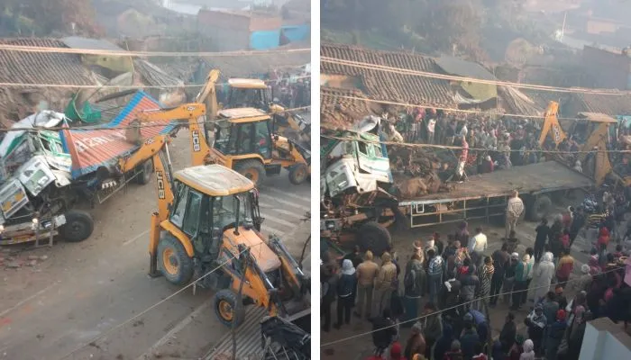 Mahoba Accident : ट्रक मस्जिद के गेट से टकराया, दो युवक व 40 भैंसों की मौत 