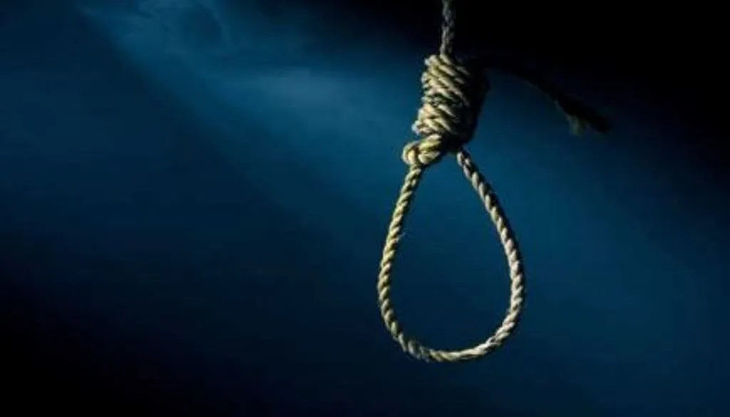 मथुरा: बाल विकास विभाग के संविदाकर्मी का पंखे से लटका मिला शव, जांच में जुटी पुलिस