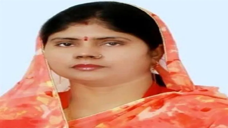 रामपुर: कोर्ट में पेश नहीं होने पर हेड कांस्टेबल के जमानती वारंट जारी