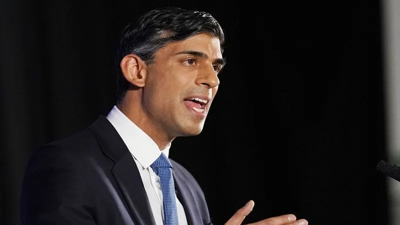 ब्रिटिश PM Rishi Sunak ने कर हेराफेरी विवाद को लेकर पार्टी अध्यक्ष को किया बर्खास्त 