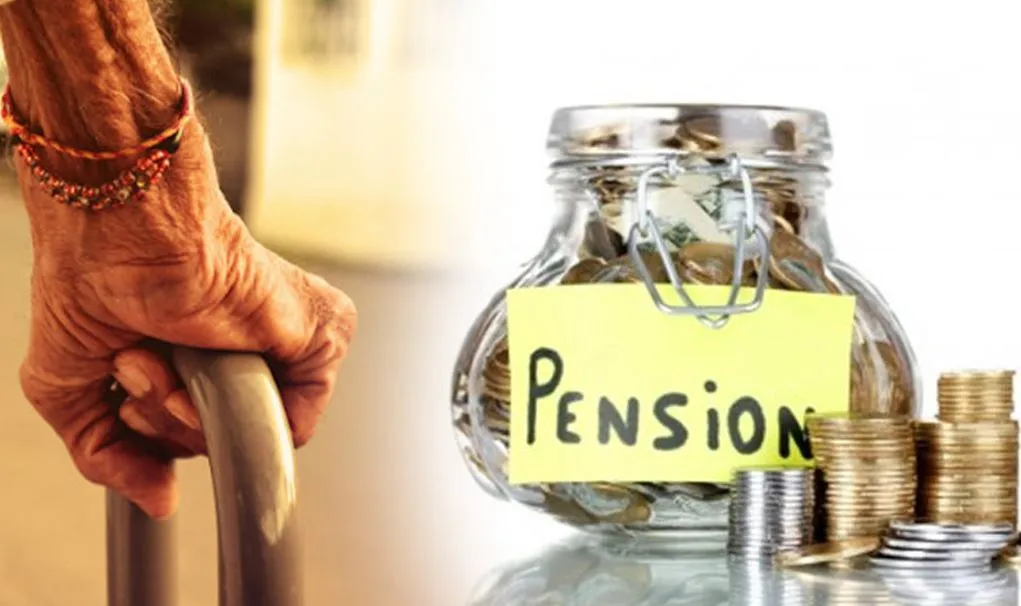 बरेली: आधार के फेर में फंसी 12 हजार की विधवा पेंशन