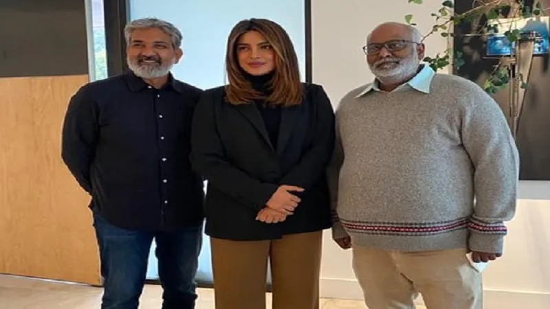 राजामौली और कीरावानी के साथ प्रियंका चोपड़ा ने देखी RRR, पोस्ट शेयर कर दी बधाई 