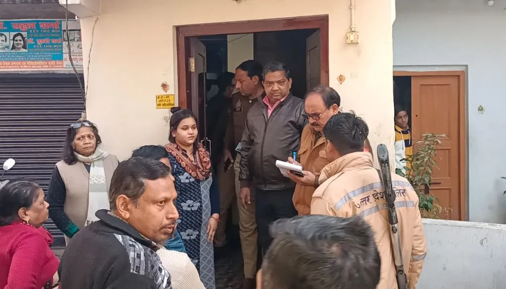 पीलीभीत: चोरों ने पस्त कर दिए इंतजाम, दिनदहाड़े छह लाख की चोरी